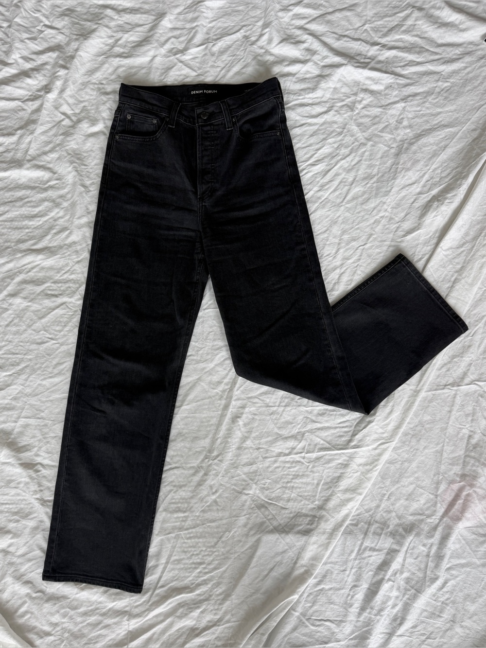Aritzia Denim Forum Arlo High Rise Straight Jeans — Black Size 26